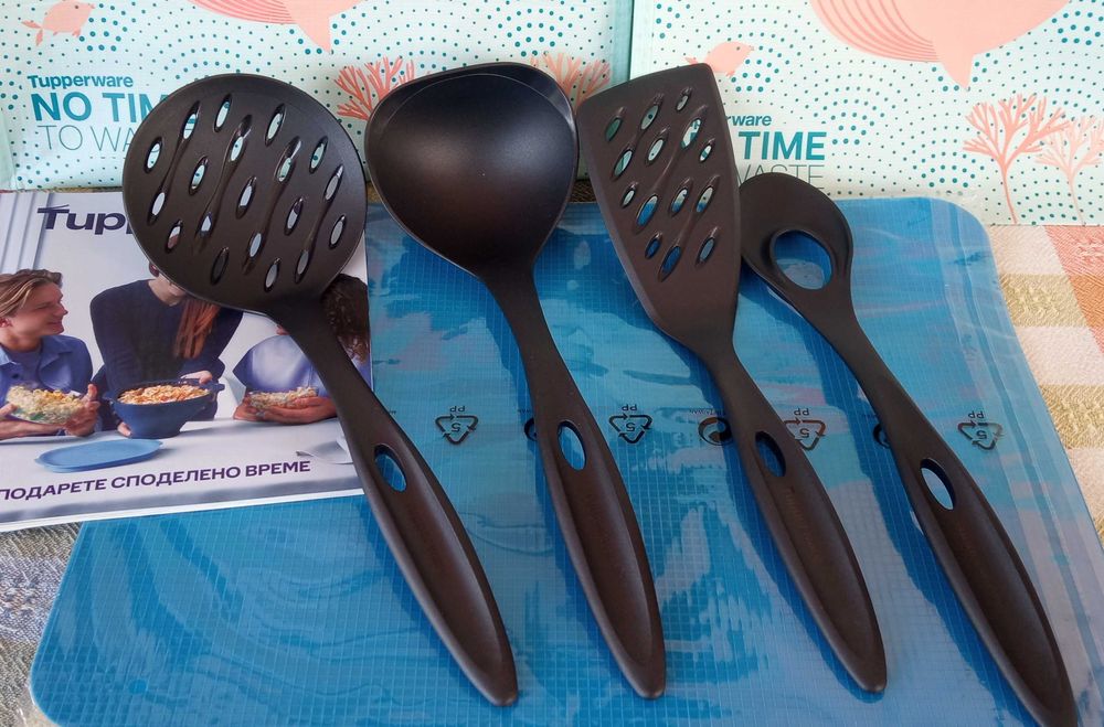 Разпродажба на прибори Таперуер