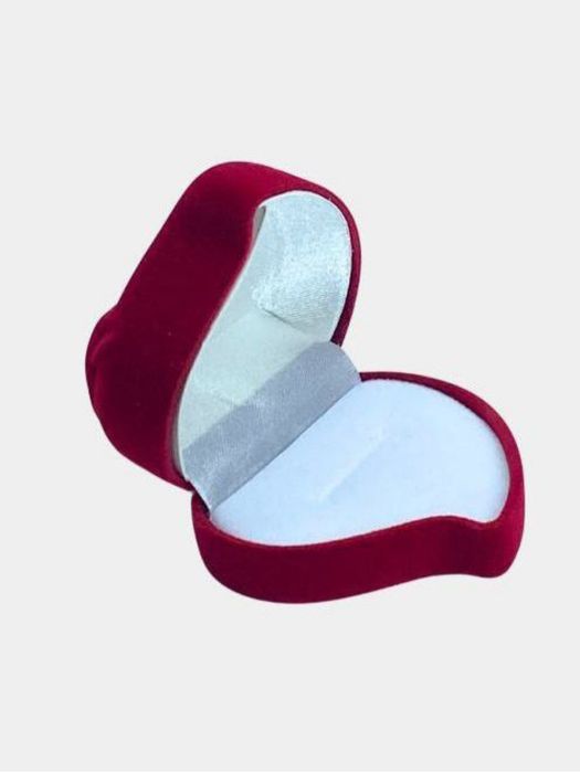 Узук ва зираклар учун енги қутича