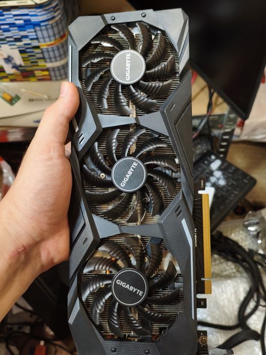 RTX 2070 8GB Inno3D Gigabyte видеокарта