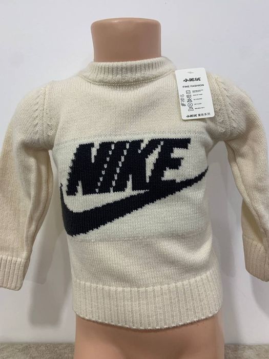 Оптомга ўгил болалар свитрлари бор