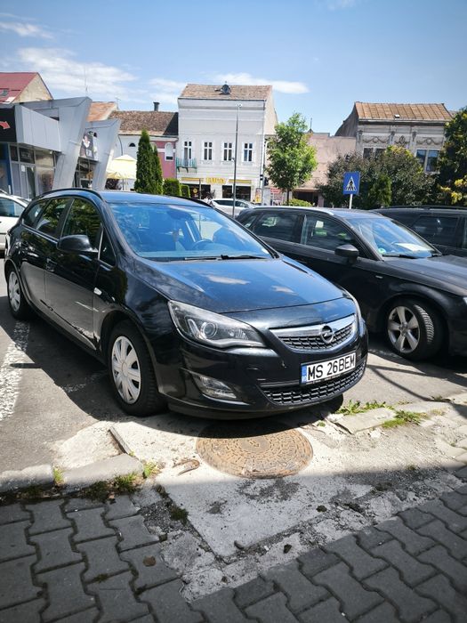 Opel Astra J 1.7 CDTI ecoflex sport tourer