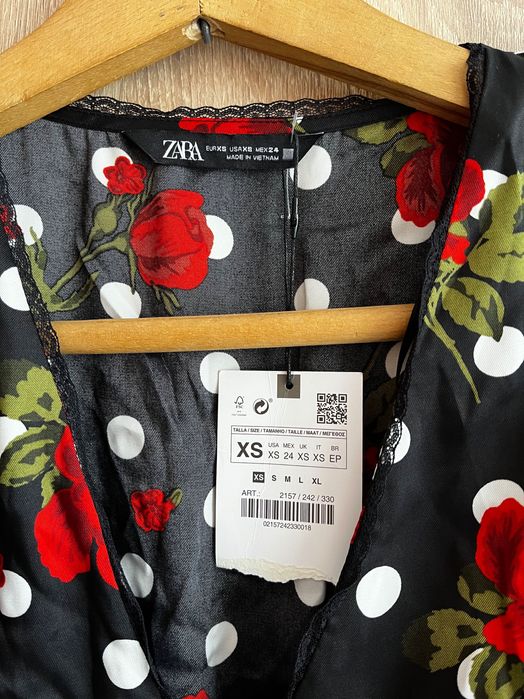 Ефирна блуза Zara