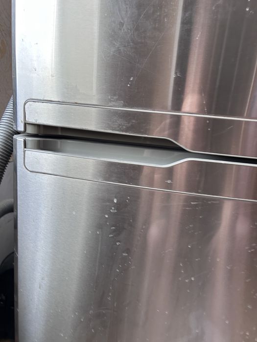 Продам холодильник Samsung