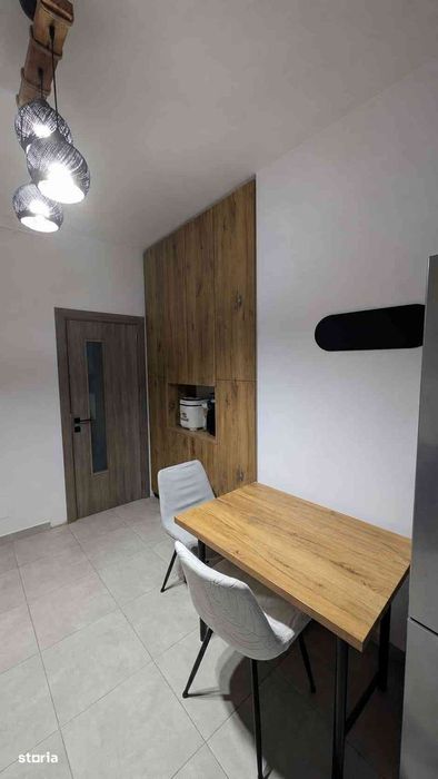 Vând apartament 3 camere