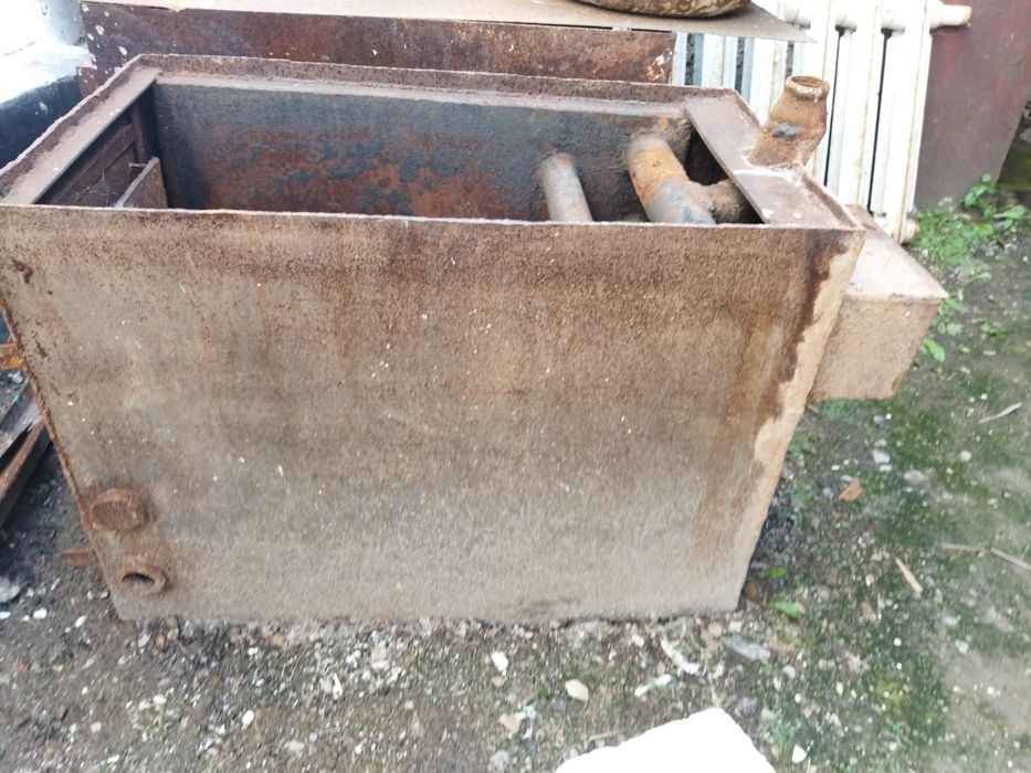 продаю 2 печь на улицу