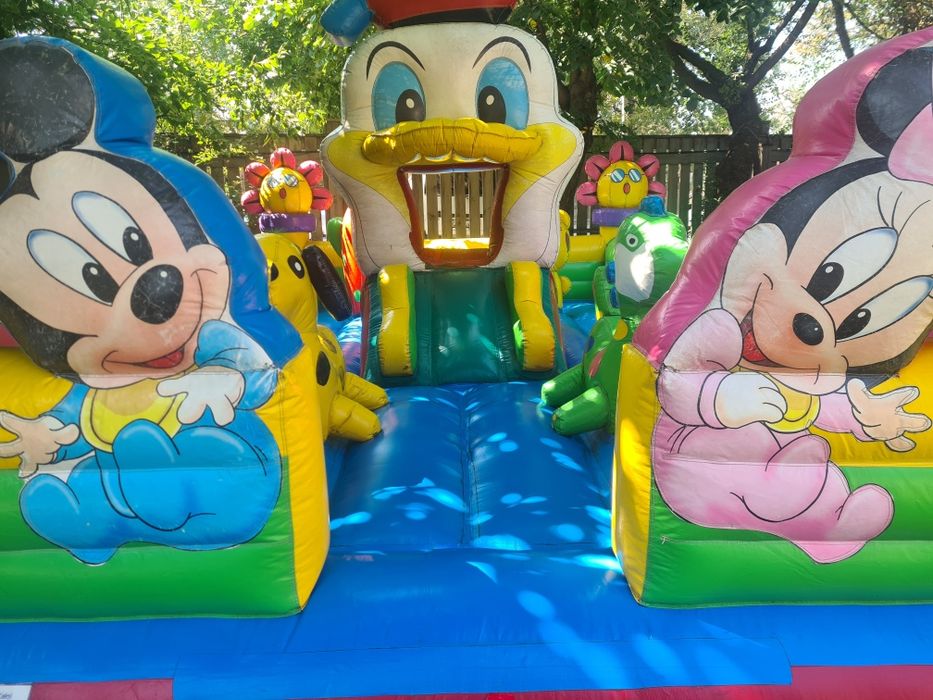 батут. игровой атракцион