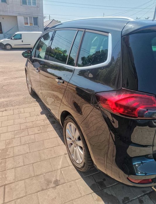 Opel Zafira 2,0 163 cp