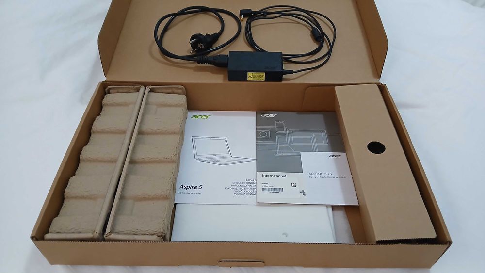 Laptop Acer Aspire 5, Intel i5-8250U, 12GB RAM, 750GB SSD, video MX150