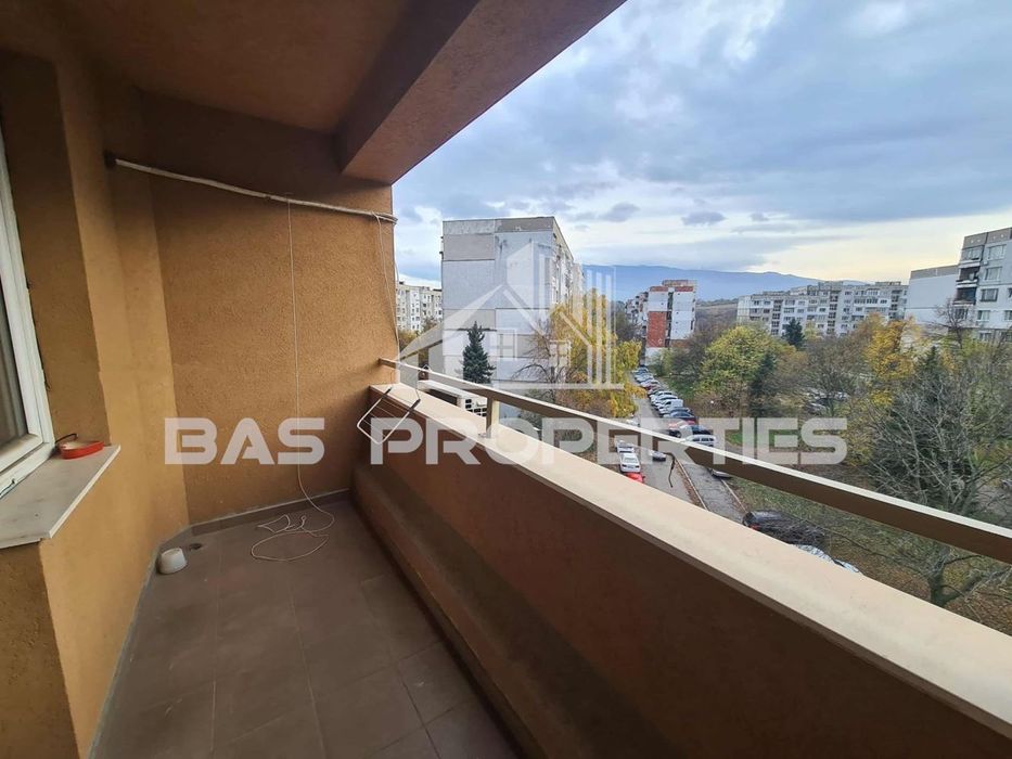 Продава се Тристаен апартамент в София, Люлин 6 - 113 кв.м за 1205 €/кв.м - Снимка #3