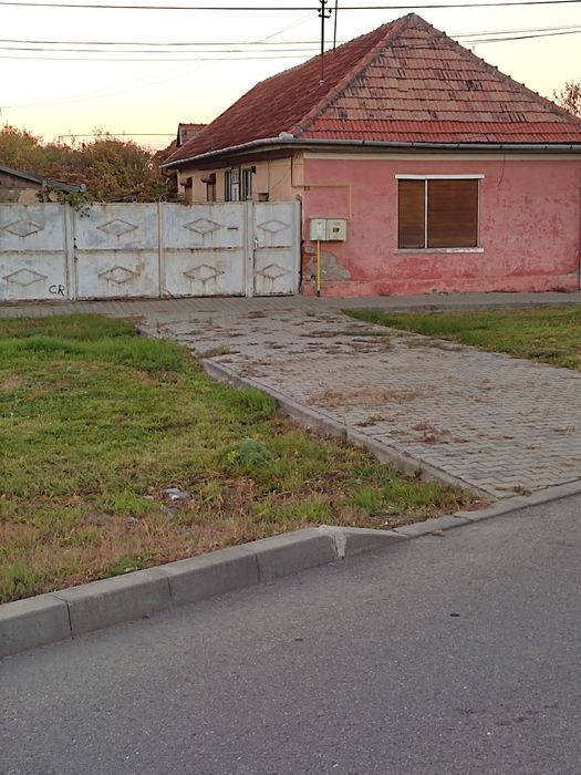 PF Vând sau schimb casă particulară 4 camere