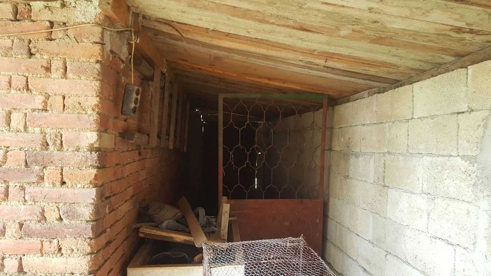 Продавам къща в село червенци