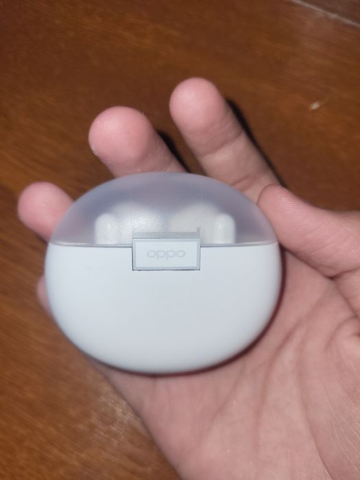 Продам OPPO Enco Air2