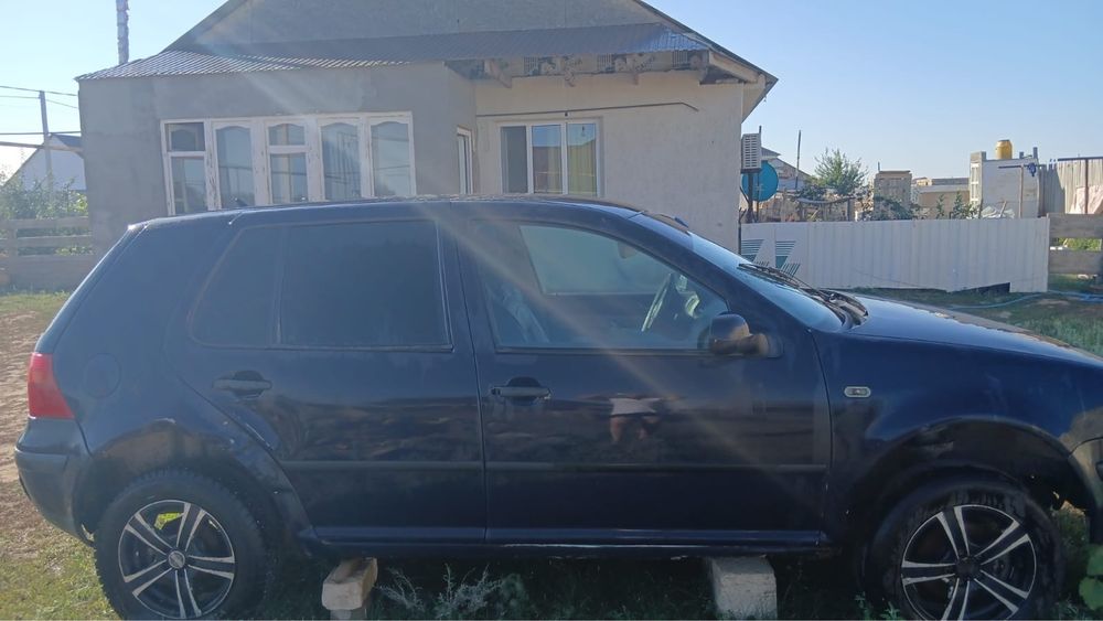 Гольф 4  2000 г выпуска