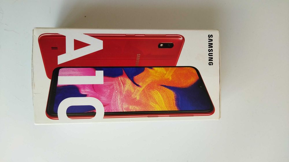 Ноутбук LENOVO продам.Самсунг А10.