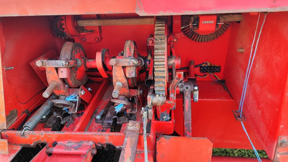 Продават се Welger ap52