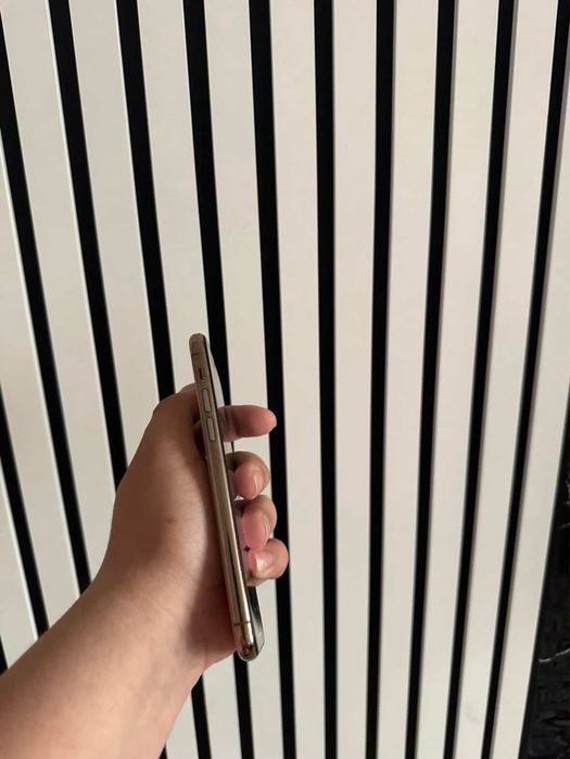 Продам айфое 11 про