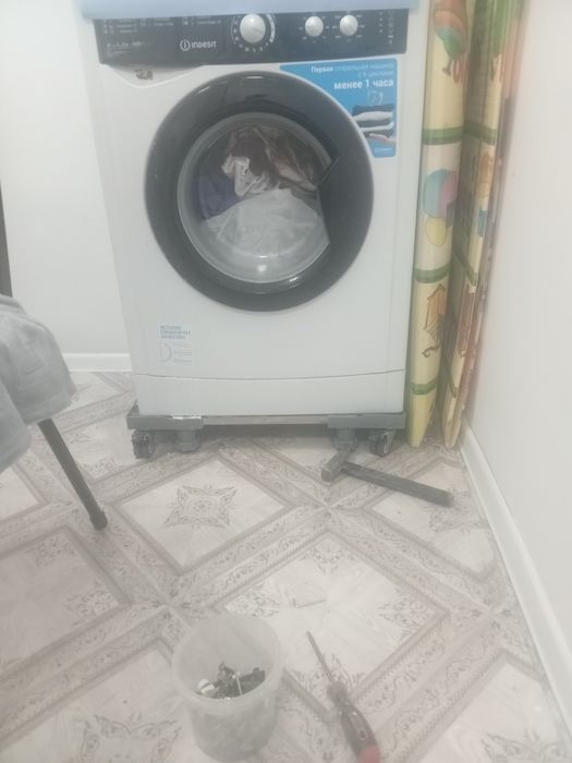 Продам стиральную машину