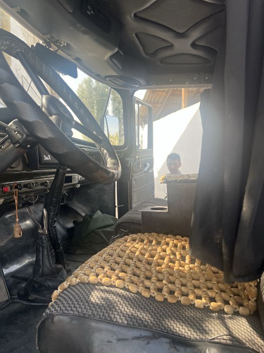 ZIL-138 yuk mashinasi sotiladi, 1974-yil, xaki rang, a’lo holatda