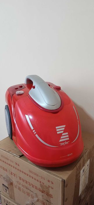 Пылесос для уборки помещения