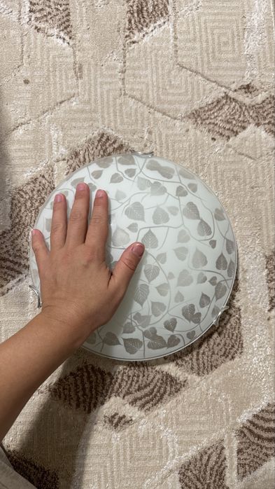 Продам светильники поталочные