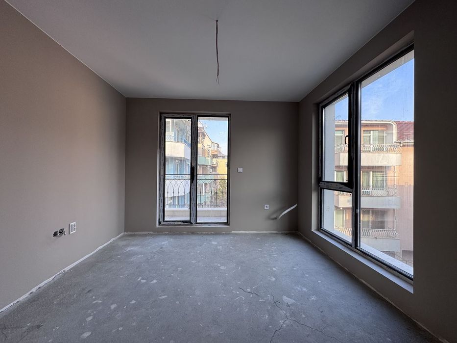 Продава се Двустаен апартамент в Пловдив, Кършияка - 70 кв.м за 1267 €/кв.м - Снимка #4