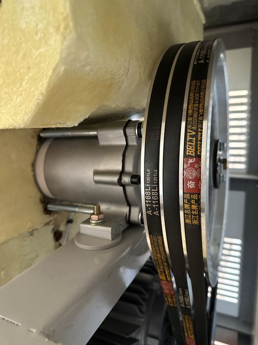 Фризер. Аппарат для мякого мороженого.