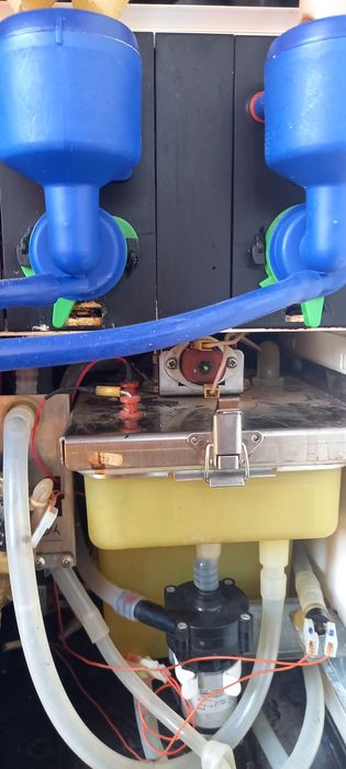 Кафе Машина.работела на обект.