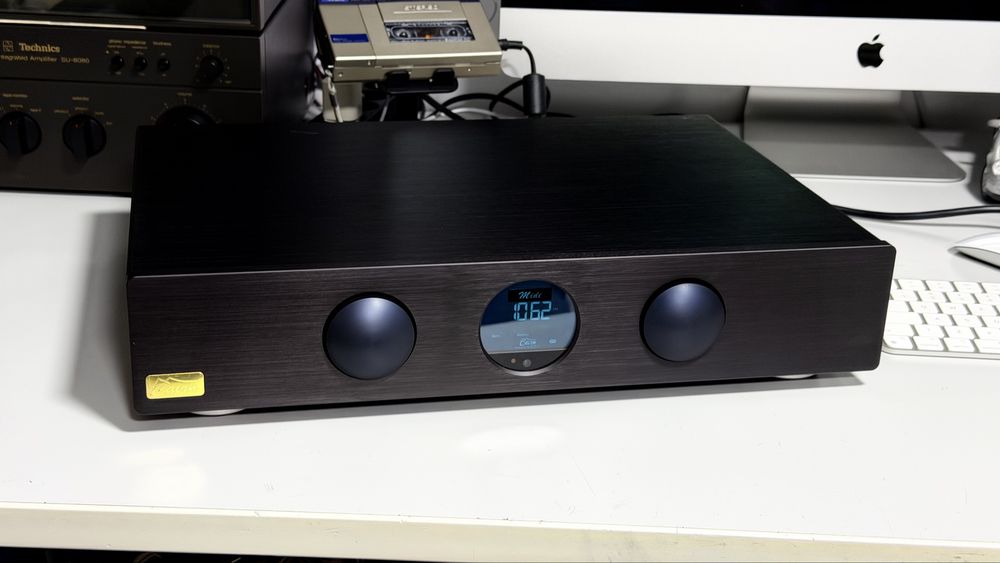CAIRN MIDI Tuner High-End France – FM/AM, RDS, 100 memorii, iesire RCA + XLR balansata + Coaxial Digital