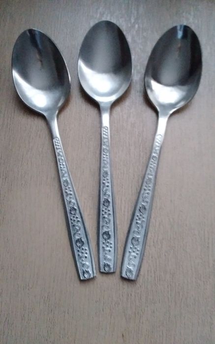 Сервиз от чаши, порцеланови