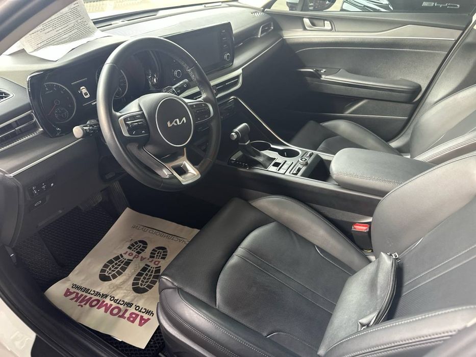 Киа К-5 модель 2023 г.