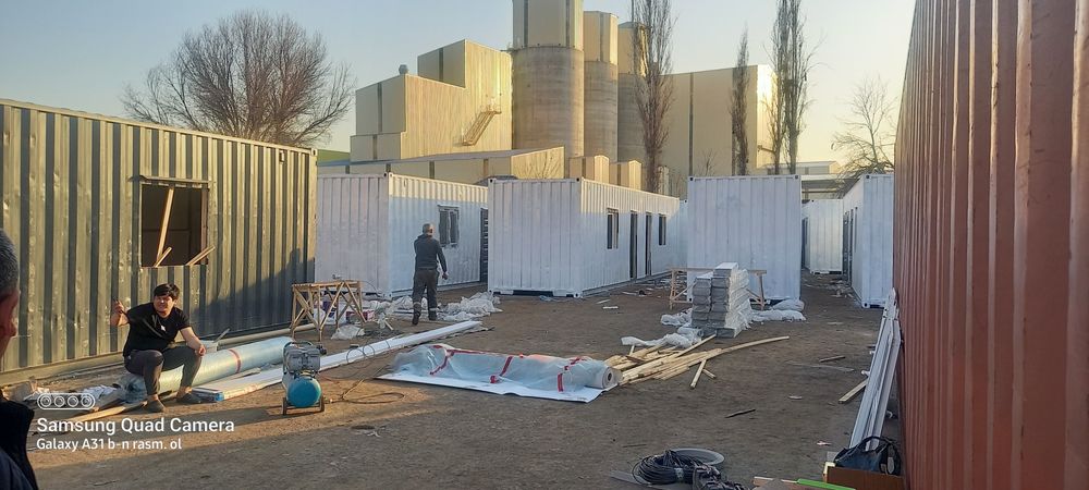 Дача из кантейнер офес душовой туалет