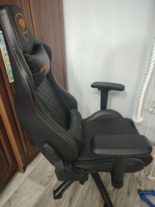 Игровое COUGAR Armor S черный