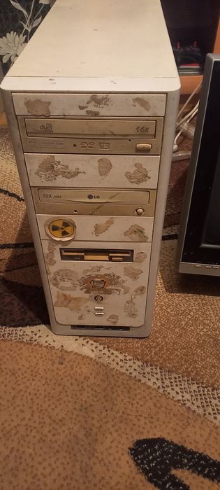 Компьютер ,настольный