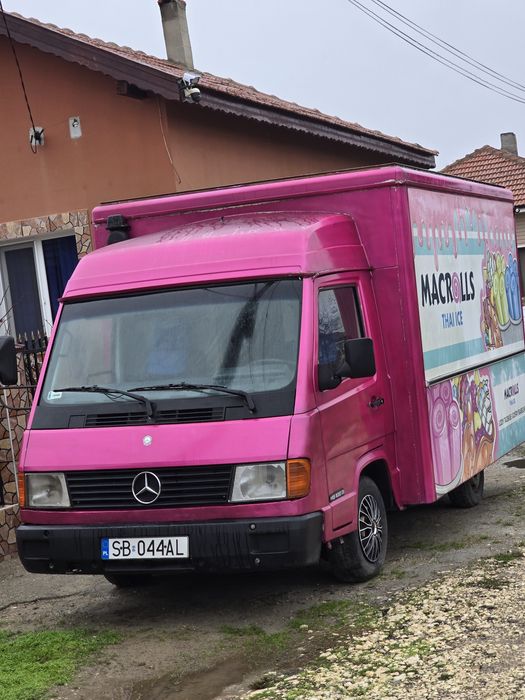 Мобилна кухня самоходна (кемпер)