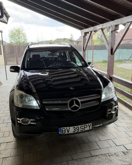 Mercedes-Benz GL 320CDI Sapphire Black