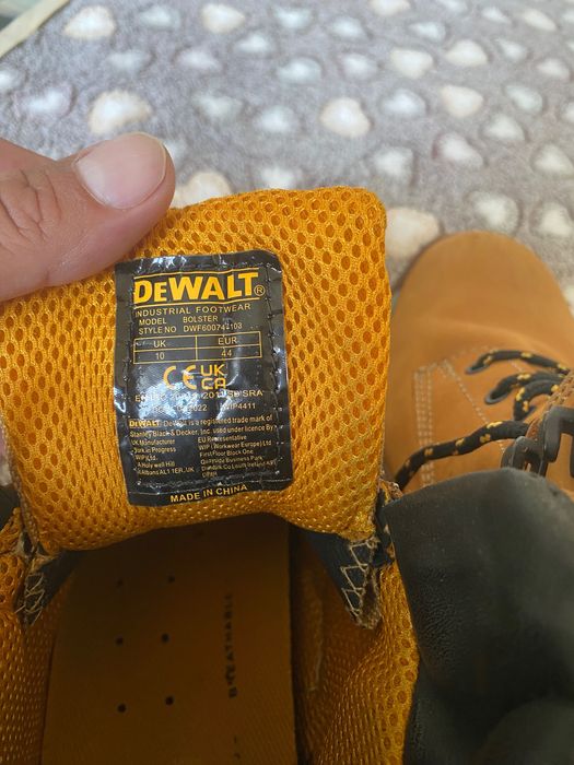 Обувки за работа Dewalt