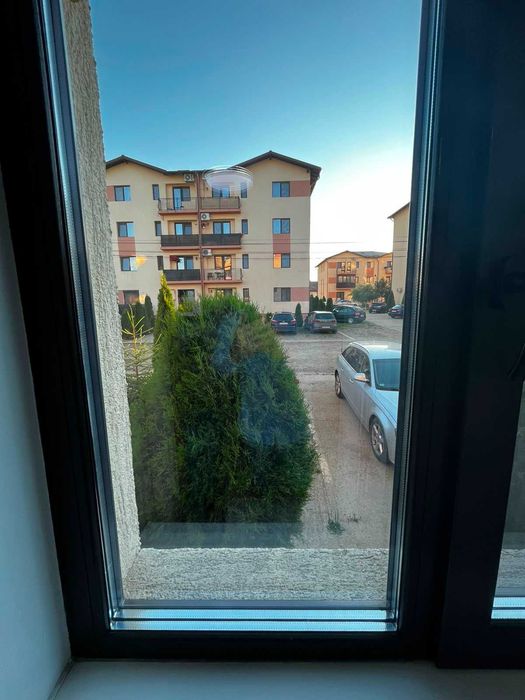 Apartament 1 camera +boxă +loc de parcare -persoana fizica
