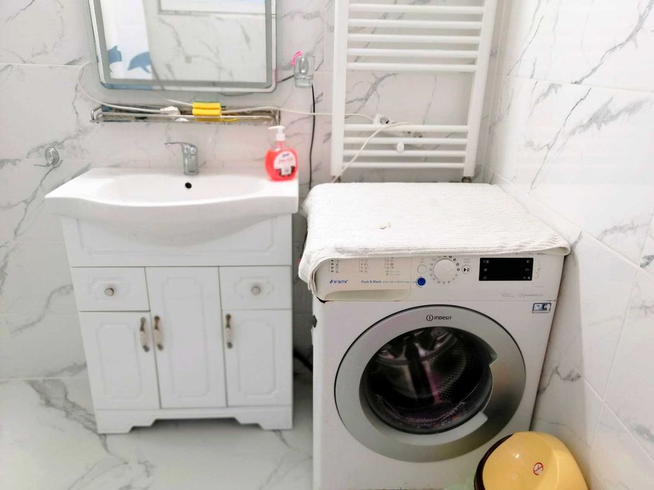 Casă de închiriat Sala Sporturilor