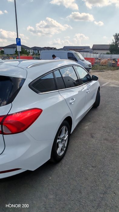 Vând Ford focus 2019