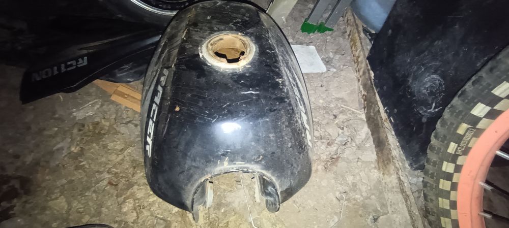 Продам запчасти на альфу