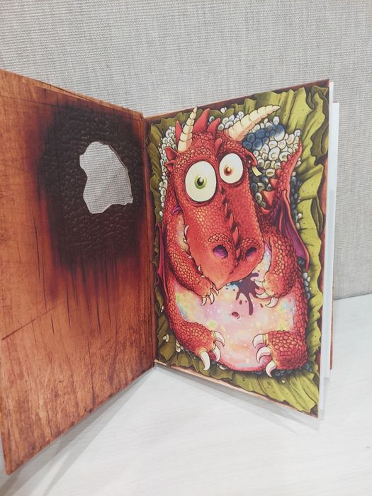 Книга "Не открывать , кусается"