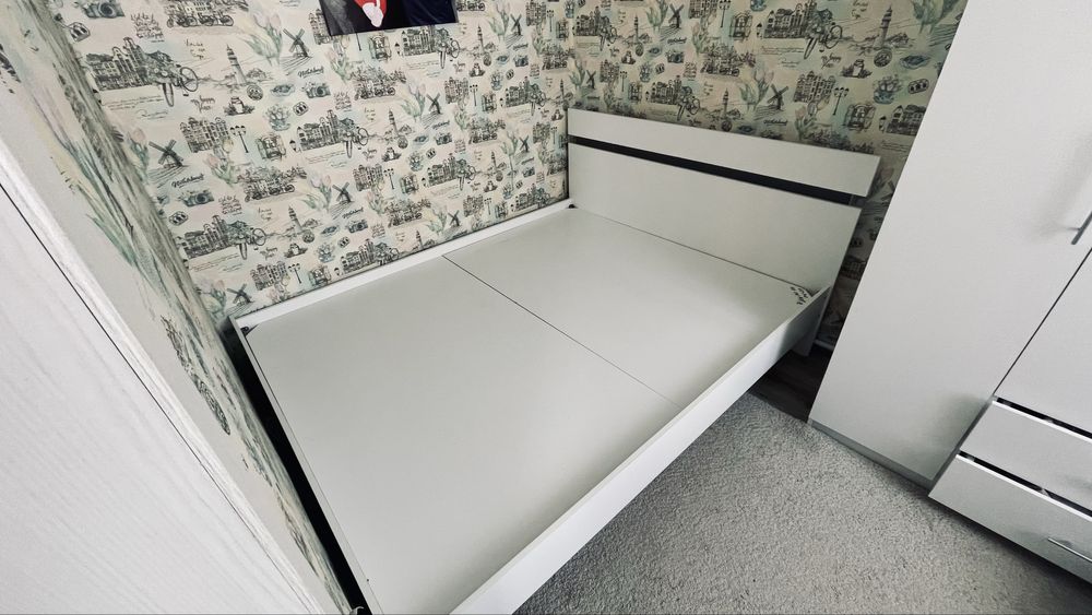 Двухспальная кровать