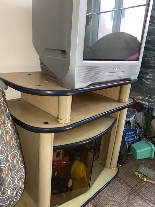 Подставка под телевизор