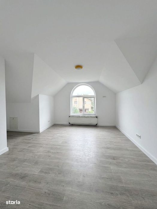 Casa noua 4 camere Vladimirescu Via Carmina prima utilizare