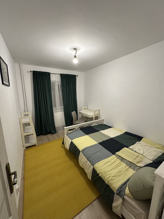 Apartament 4 camere de inchiriat