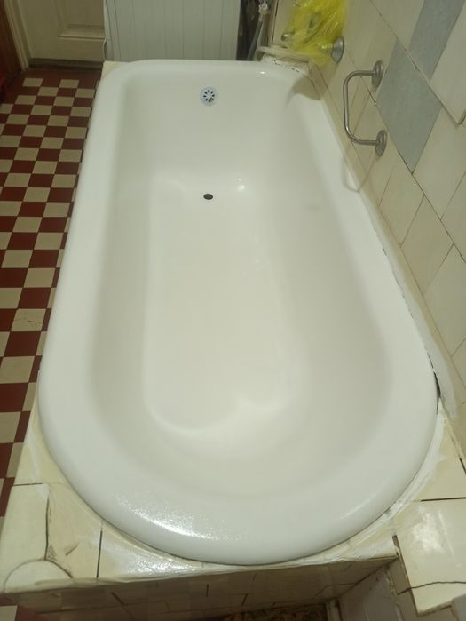 Recondiționare/Recondiționări cada/cazi de baie