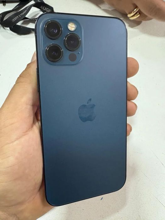 Продается айфон 12 Pro 128