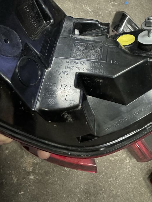 Bmw g20 европейски стопове жълт мигач