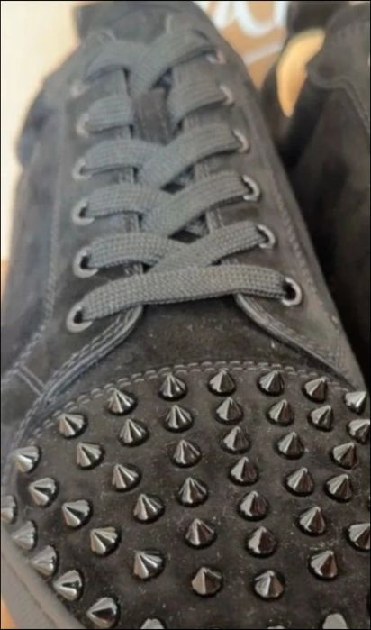 Pantofi Christian Louboutin negri 41