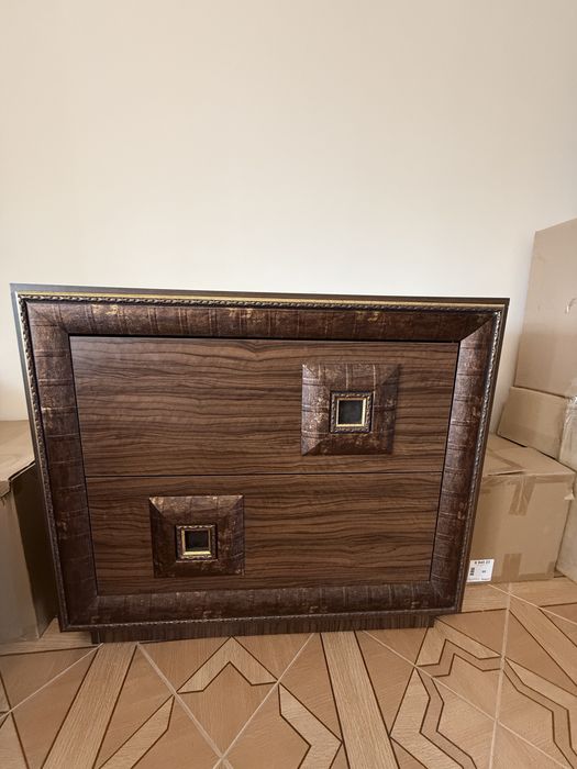 Запазена спалня 160x200 с матрак, скрин и шкафче подарък